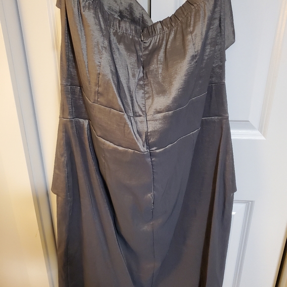 Strapless dress - Picture 2 of 2